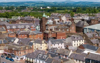 Dumfries Siap Bergabung dengan Real Madrid, Sementara Dumfries dan Galloway Fokus pada Investasi Perumahan