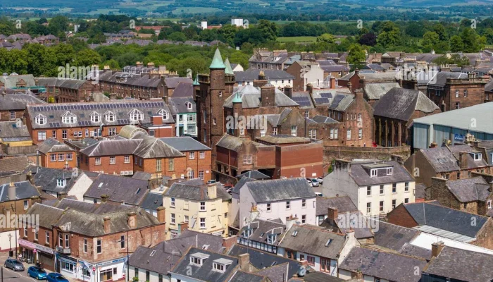 Dumfries Siap Bergabung dengan Real Madrid, Sementara Dumfries dan Galloway Fokus pada Investasi Perumahan