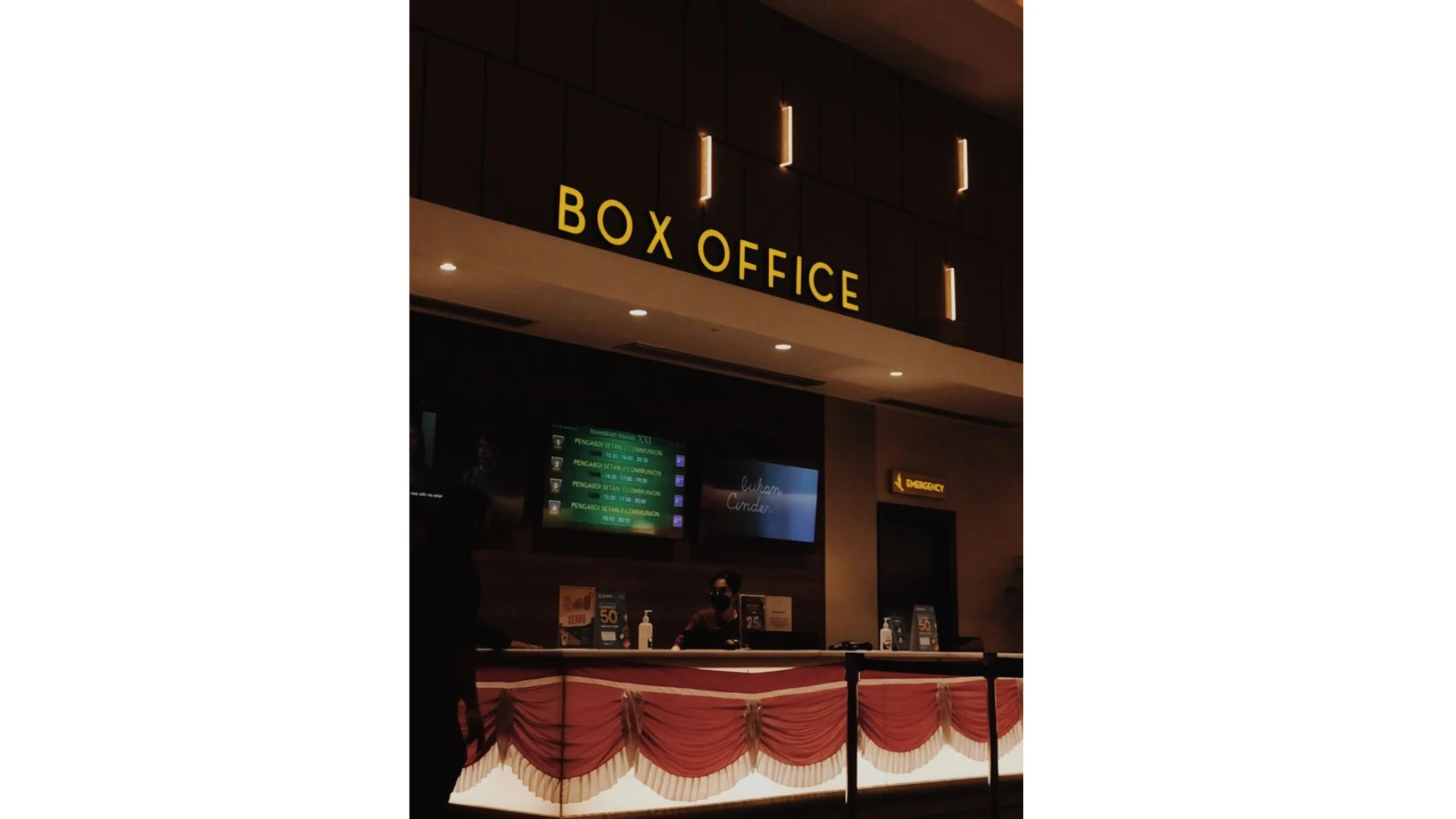 Film 'Backrooms' dan 'Obsession' Pecahkan Rekor Box Office dengan Pendapatan Miliyaran