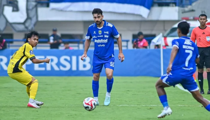 Frans Putros: Pemain Persib Bandung yang Membuat Sejarah di Piala Dunia 2026