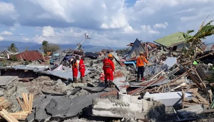 Gempa M6.7 Guncang Palu, Sulawesi Tengah: Kerusakan Parah dan Evakuasi