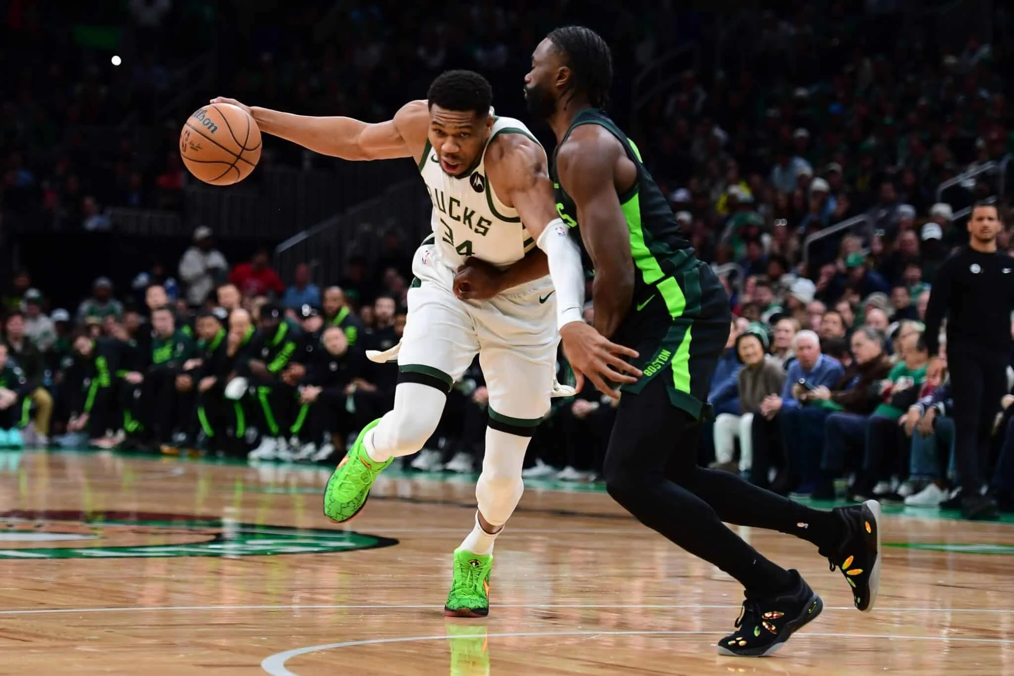 Giannis Antetokounmpo: Dari Perseteruan Celtics hingga Pertemuan Keluarga di WNBA