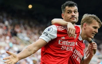 Granit Xhaka Siap Reuni dengan Xabi Alonso di Chelsea?