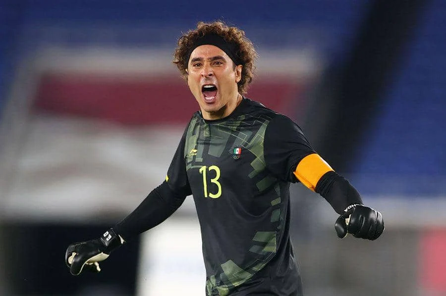 Guillermo Ochoa: Sang Penjaga Gawang Mexico yang Membuat Sejarah di Piala Dunia