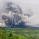 Gunung Semeru Erupsi 5 Kali dalam 6 Jam, Warga Diminta Waspada