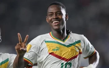 Idrissa Gueye dan Everton: Persaingan Sengit di Dunia Sepakbola