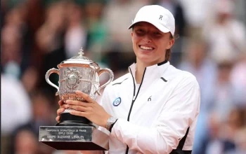 Iga Świątek Gugur di Prancis Terbuka: Kemenangan Marta Kostyuk dan Perjalanan Iga Świątek