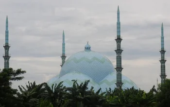 Jadwal Salat dan Buka Puasa: Informasi Penting untuk Umat Islam