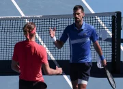 Jakub Mensik Terima Dukungan dari Novak Djokovic Sebelum Menghadapi Alexander Zverev di Semifinal Roland Garros