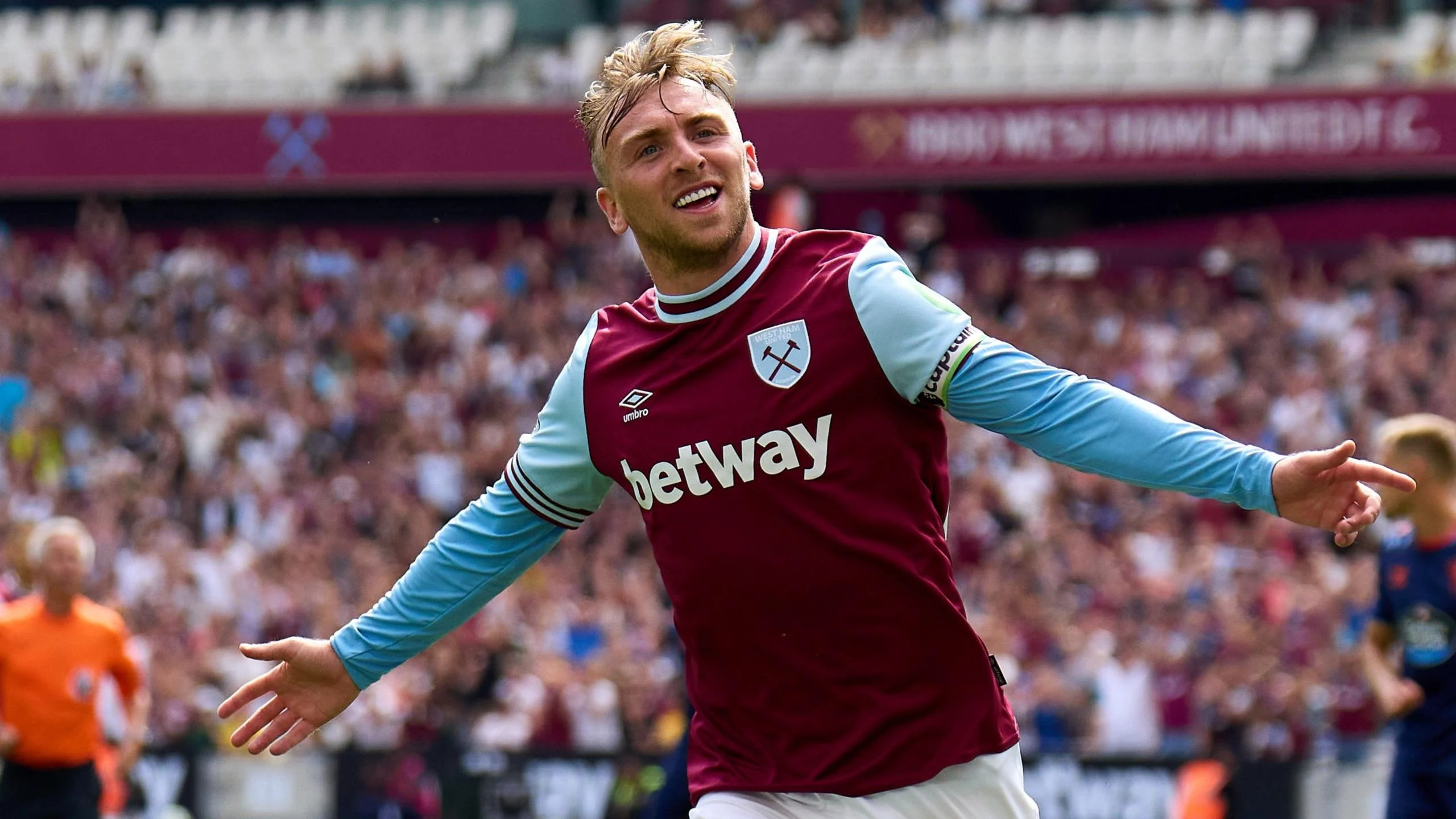 Jarrod Bowen: Dari Relegasi West Ham hingga Peluang di Everton dan Manchester United