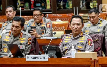 Kapolri Jelaskan Kenaikan Usia Pensiun Polri dan Peran dalam Masyarakat
