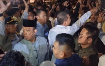 Kericuhan di UGM: Budiman Sudjatmiko dan Pejabat Lainnya Digeruduk Mahasiswa