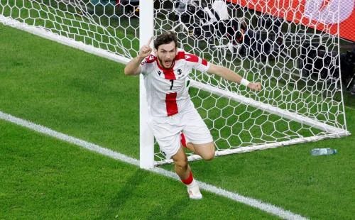 Khvicha Kvaratskhelia: Bintang yang Terlewatkan di Piala Dunia 2026