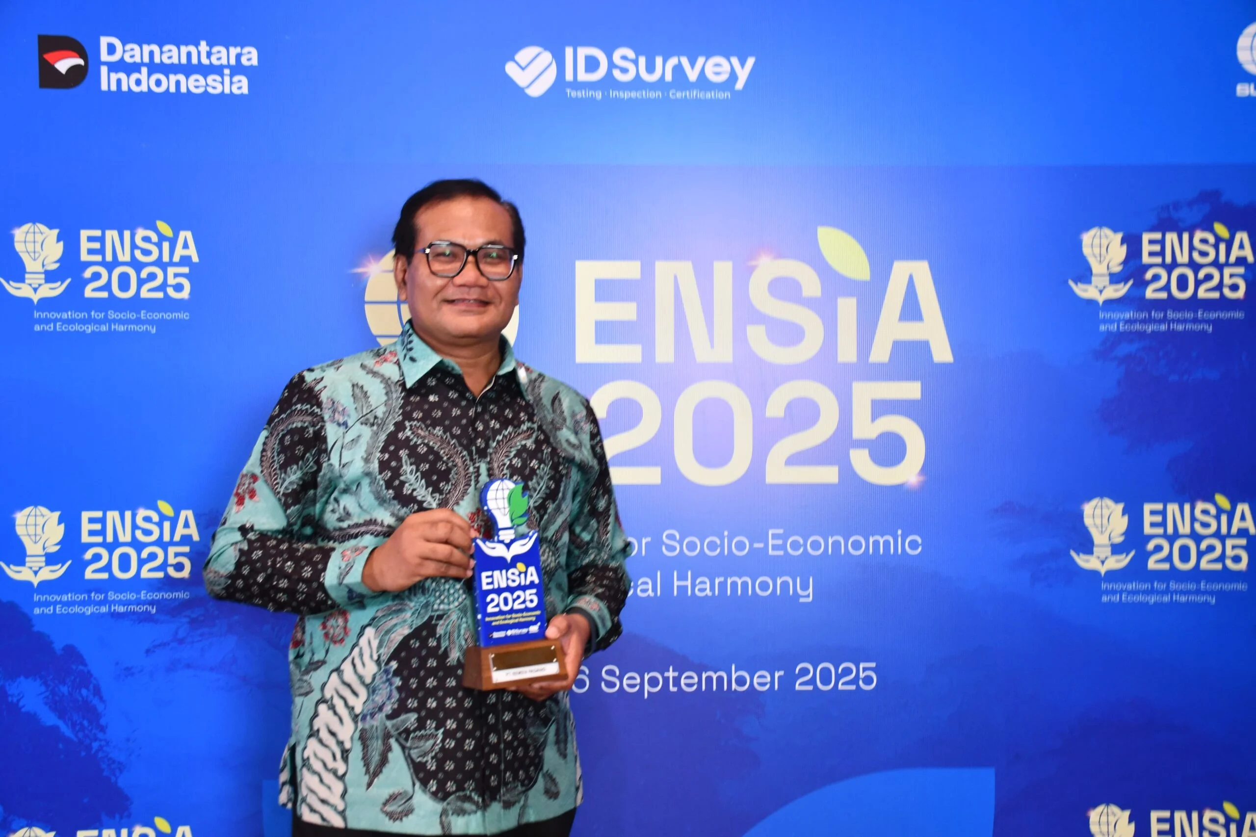 Kisah Ipeh dan Inovasi Green Zakat: Ubah Sampah Jadi Emas