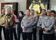 KPK dan Polri Dalam Perang Tanding Korupsi, Siapa yang Berhak Menangani Kasus?