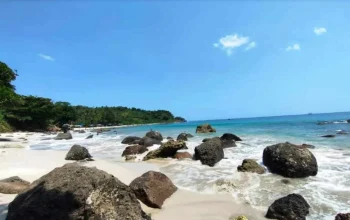 KuPS Raih Kemenangan atas TPS di Veikkausliiga, Sementara itu Pantai Batu Pengasah Menjadi Destinasi Wisata yang Unik