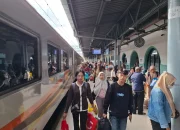 Libur Idul Adha: KAI Angkut 1,4 Juta Penumpang dan Lebaran Anak Yatim 2026