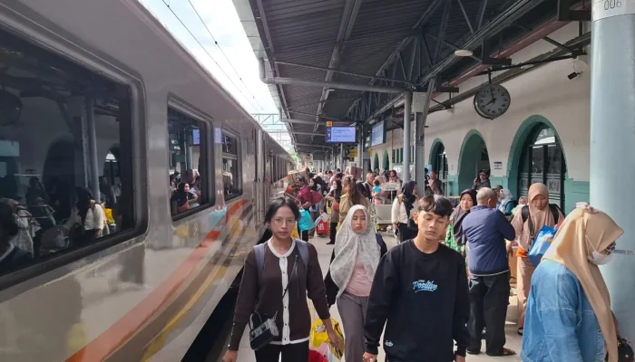 Libur Idul Adha: KAI Angkut 1,4 Juta Penumpang dan Lebaran Anak Yatim 2026