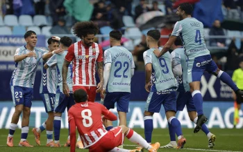 Málaga dan Almería Berlaga untuk Posisi Terakhir di Primera División