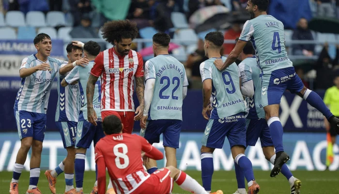 Málaga dan Almería Berlaga untuk Posisi Terakhir di Primera División