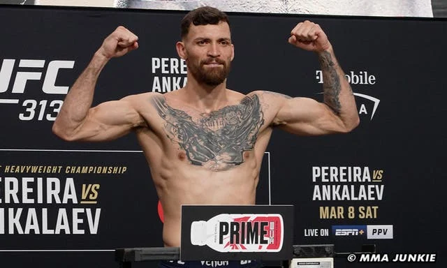 Mauricio Ruffy Mencuri Perhatian di UFC Freedom 250 dengan Kemenangan Spektakuler