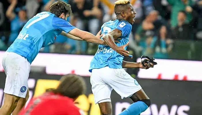 Napoli Incar Penjaga Gawang Baru dan Persaingan Sengit di Serie A
