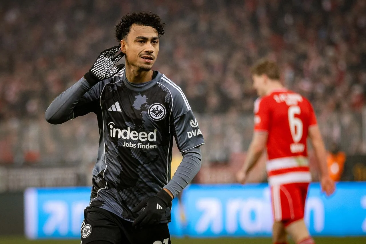 Nathaniel Brown dan Eintracht Frankfurt: Siapa Pemain yang Diburu Manchester United?