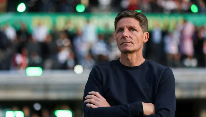Oliver Glasner Incar Pelatih AC Milan, Pertemuan dengan Pemilik Berjalan Positif