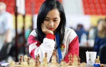 Pecatur Putri Indonesia Chelsie Monica Sihite Menaklukkan Magnus Carlsen