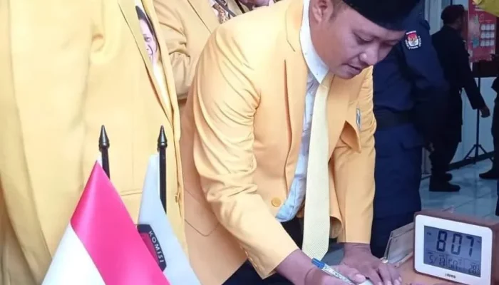 Pemilihan Calon Legislatif Iowa: Pertarungan Sengit untuk Merebut Kursi Senat