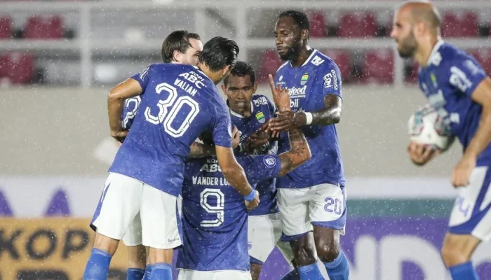 Persib Bandung Lakukan Perombakan Skuad Besar-Besaran, 5 Pemain Dilepas