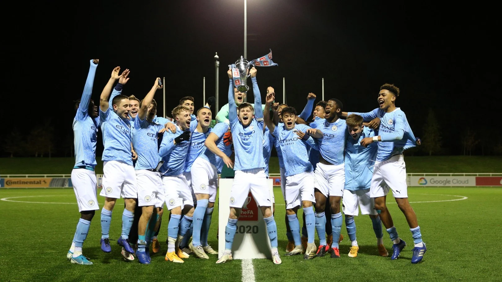 Pertandingan Olahraga Langsung: KU Maju ke Super Regional dan FA Youth Cup Final