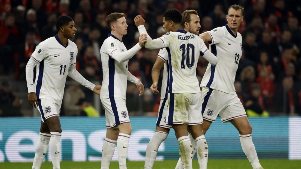 Piala Dunia 2026: Inggris Hadapi Tantangan Besar di Posisi Bek Kanan
