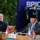 Presiden Prabowo dan Kepemimpinan Nasional: Antara Kritik dan Dukungan
