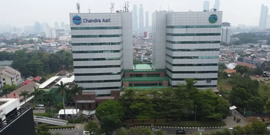 PT Chandra Asri Pacific Tbk: Dari Mimpi Arman Ramadan Hingga Dinamika Saham di Bursa