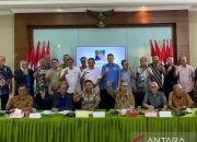 Purnawirawan TNI-Polri Diminta Jaga Persatuan NKRI, Sementara Roy Suryo Hadiri Reuni Kabinet Indonesia Bersatu