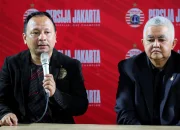 Ricky Nelson, Dari Persija Hingga Persis Solo: Perjalanan Karir dan Pengakuan Bob Dylan