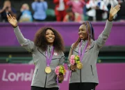 Serena dan Venus Williams Sambut Kembalinya Investasi Emas