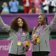 Serena dan Venus Williams Sambut Kembalinya Investasi Emas