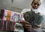 Suku Bunga Acuan Naik, Rupiah Menguat dan Modal Asing Mulai Masuk