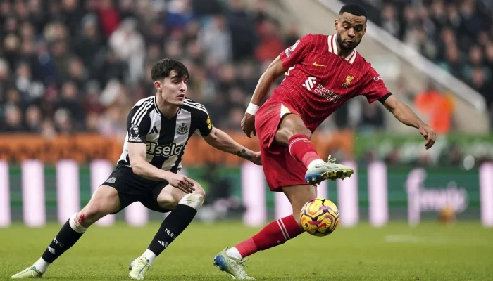 Tino Livramento Cedera, Newcastle United Butuh Bek Kanan Baru