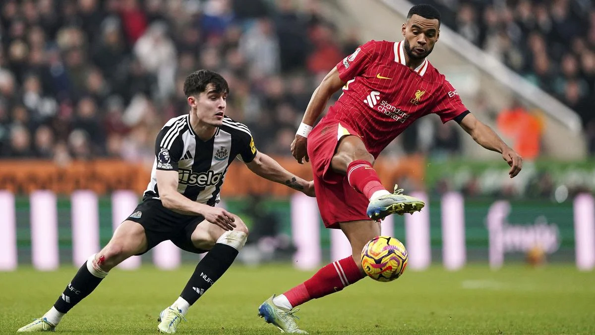 Tino Livramento Cedera, Newcastle United Butuh Bek Kanan Baru