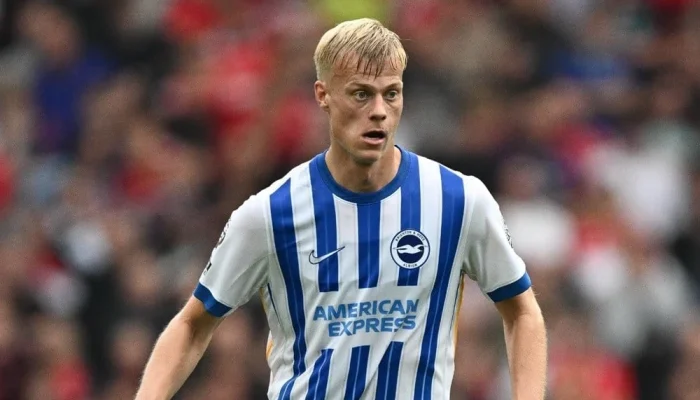 Tottenham Hotspur Sepakat Dengan Brighton Untuk Transfer Jan Paul van Hecke