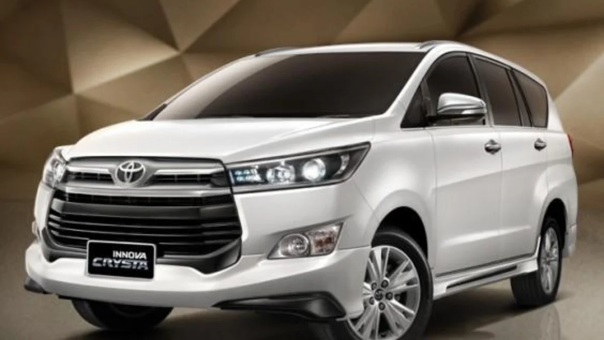 Toyota Innova Crysta: Facelift Terbaru dengan Desain Lebih Mewah dan Fitur Modern