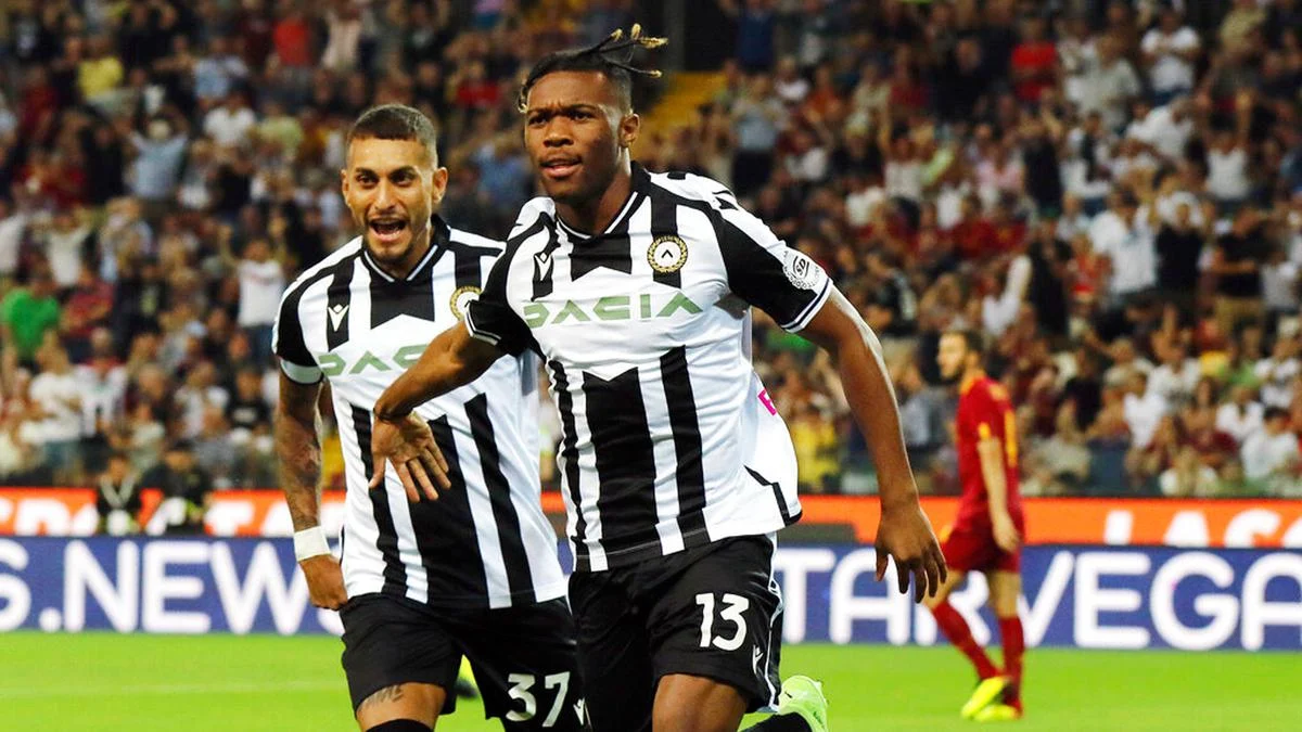 Udinese dan Dunia Sepak Bola: Antara Negosiasi Gaji dan Pemain Baru