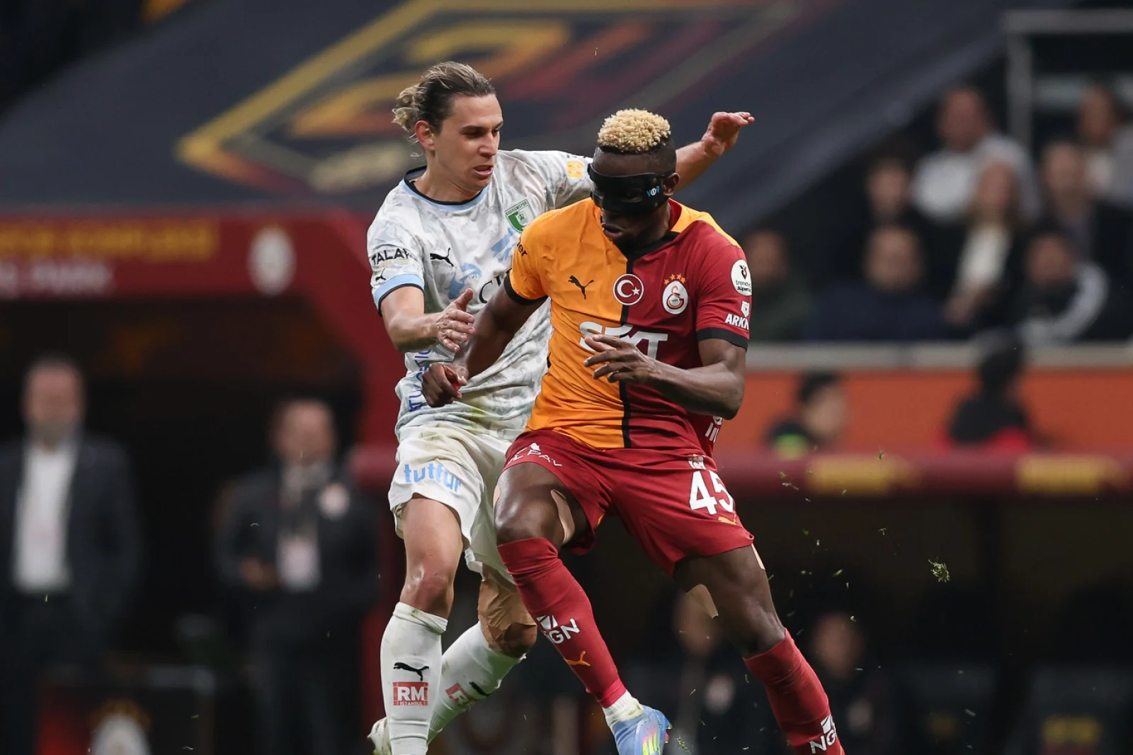 Victor Osimhen Diburu Klub-Klub Eropa, Galatasaray Berusaha Menjaga Pemain Bintangnya