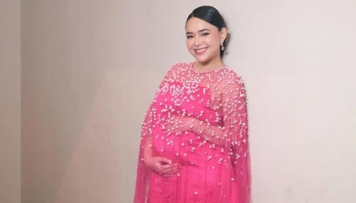 Amanda Manopo Hadapi Tantangan Baru Sebagai Ibu Baru