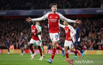 Arsenal Perkuat Sayap Kiri dengan Tzolis, Tunggu Striker Kelas Dunia