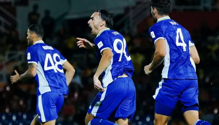 AS Menang Dramatis Atas Bosnia, Matt Freese Jadi Pahlawan