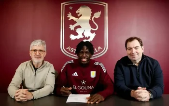 Aston Villa Tampil Percaya Diri Menghadapi Walsall, Brian Madjo Menjadi Sorotan